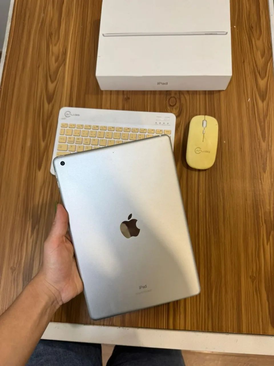 IPAD 9 GERAÇÃO 64GB + MOUSE E TECLADO DE BRINDE + APPLE PENCIL