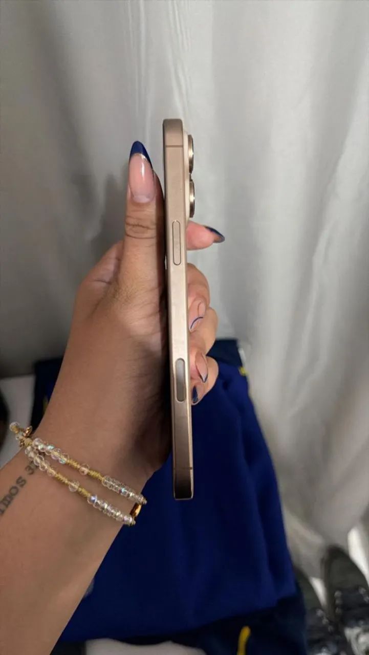 IPHONE 16 PRO MAX  - Foto 3