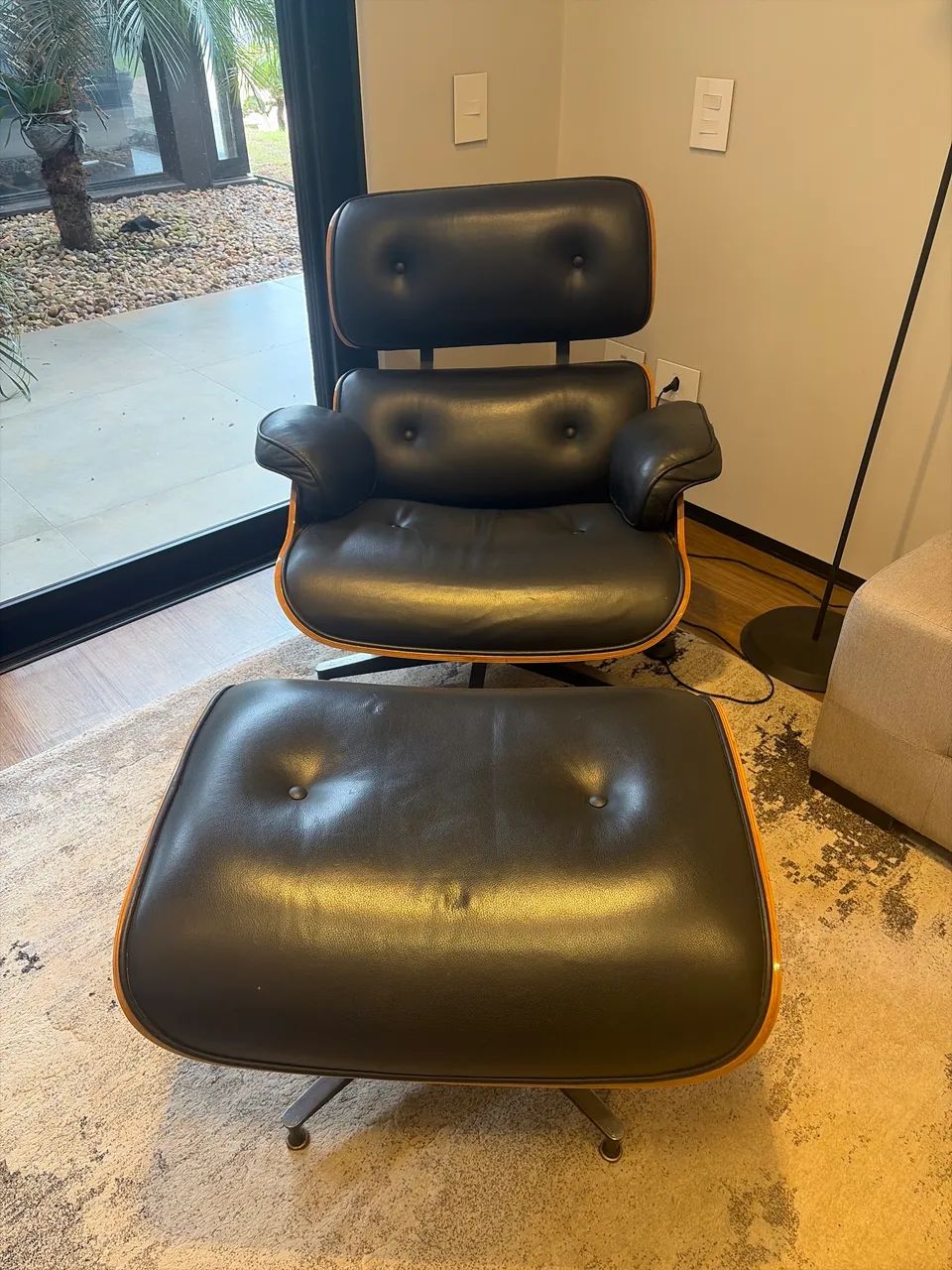 Cadeira Charles Eames