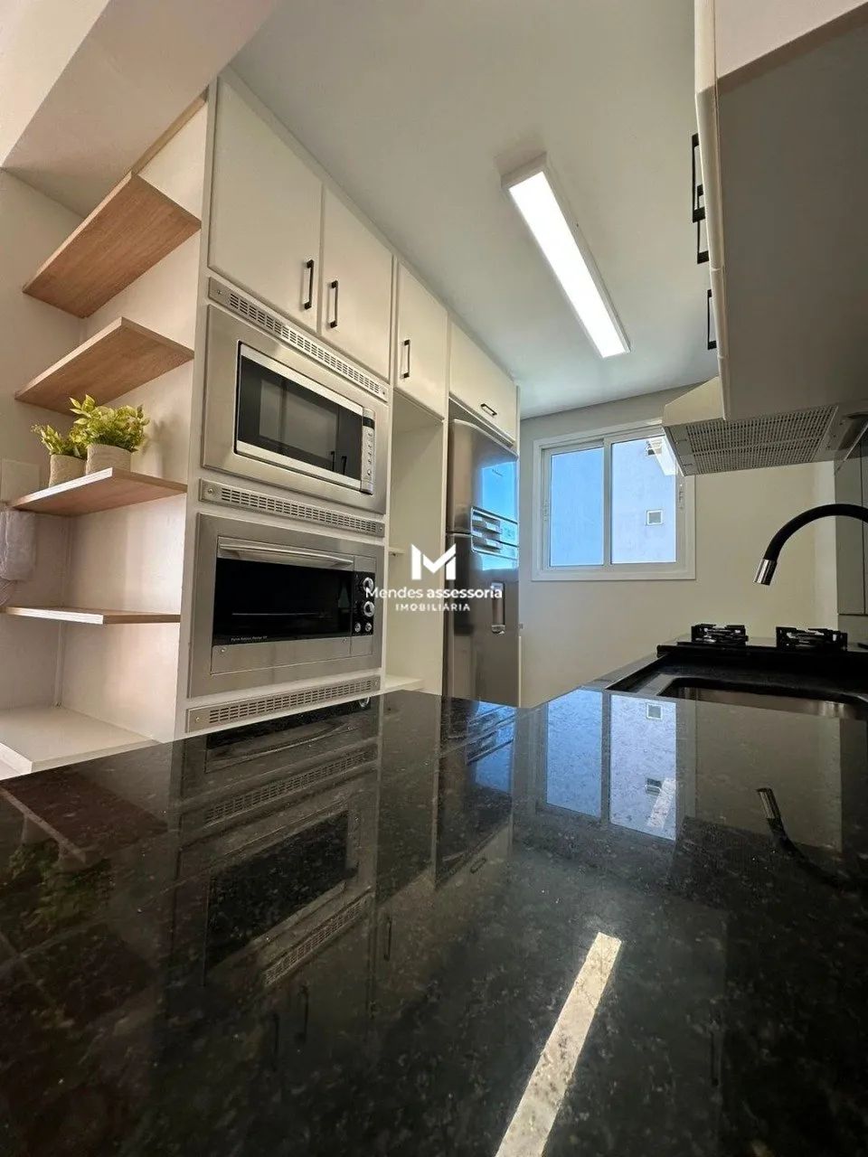 Apartamento mobiliado e decorado em oferta. - Foto 3