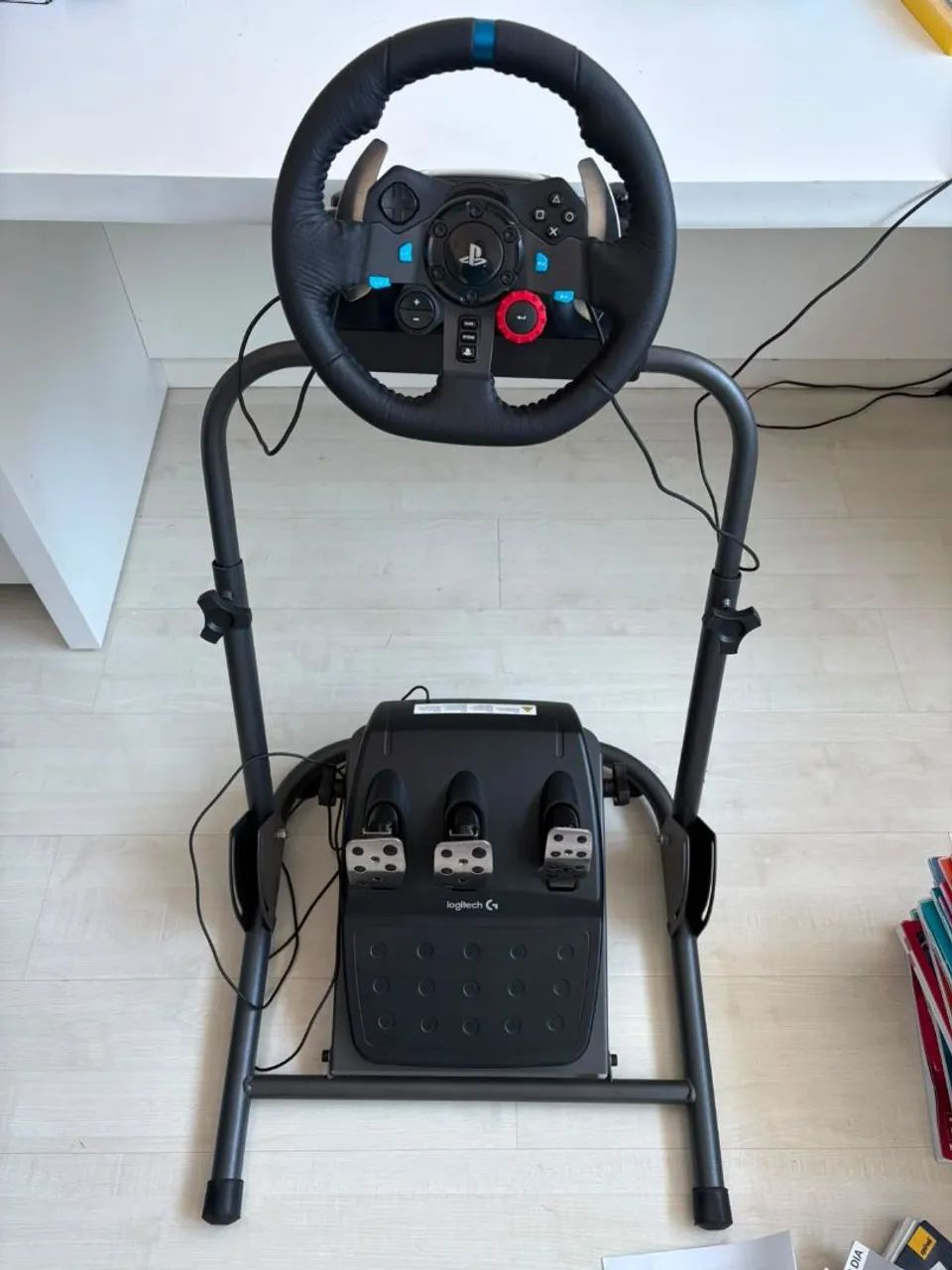 PEDAL E VOLANTE PARA JOGOS LOGITECH