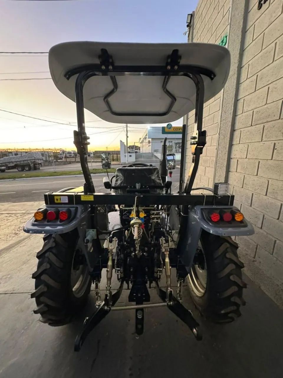 Trator bg force 40 CV  - Foto 2