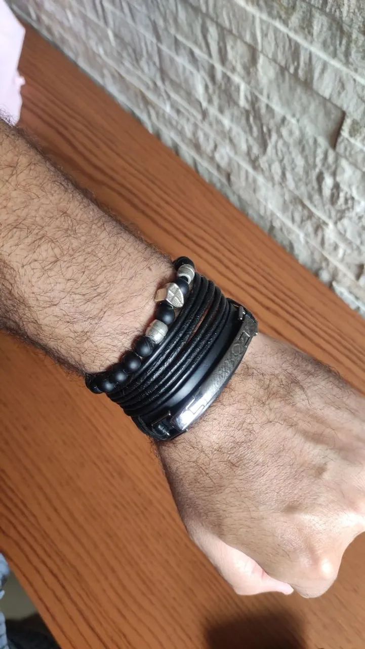 Pulseiras Masculinas em Couro e Aço