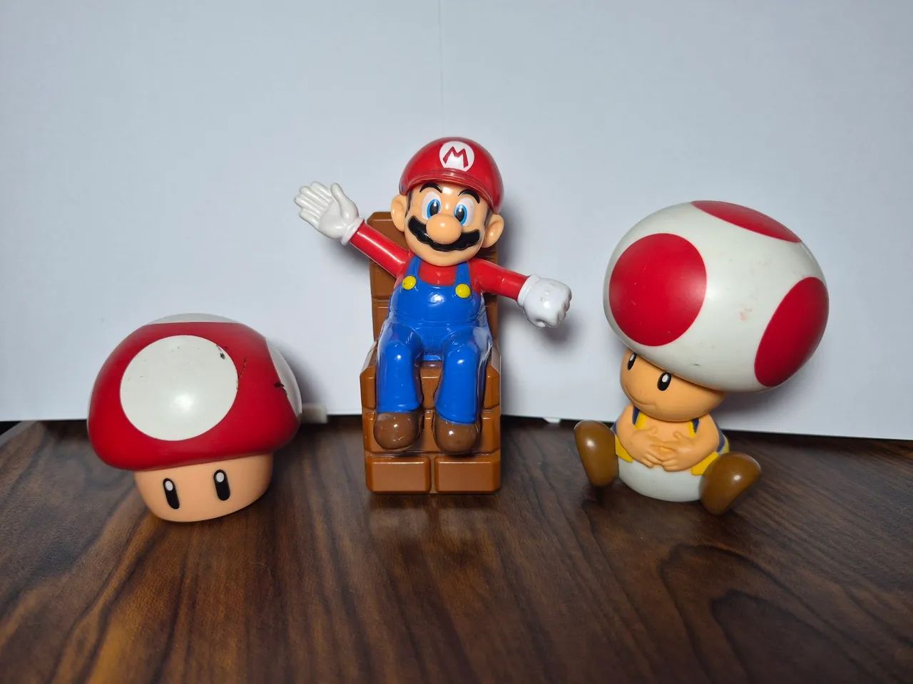 Brinquedos McDonald's Mc Mario Bros Nintendo e Cogumelo