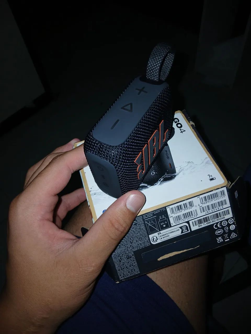 Caixa de som JBL original go4 aprova dagua - Foto 2