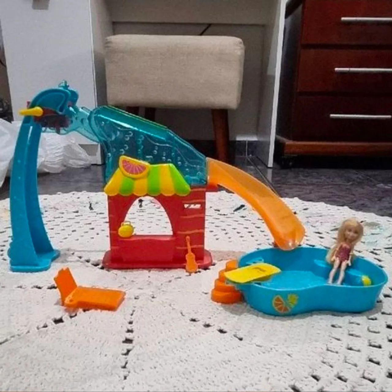 Festa da piscina da Polly Pocket