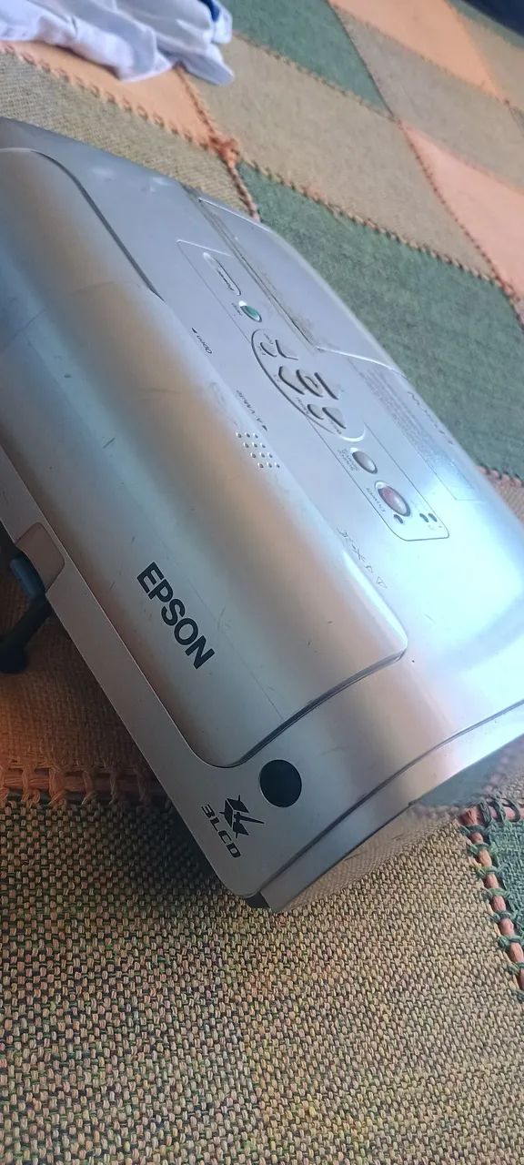 Projetor EPSON LITE S4 1800 Lumens