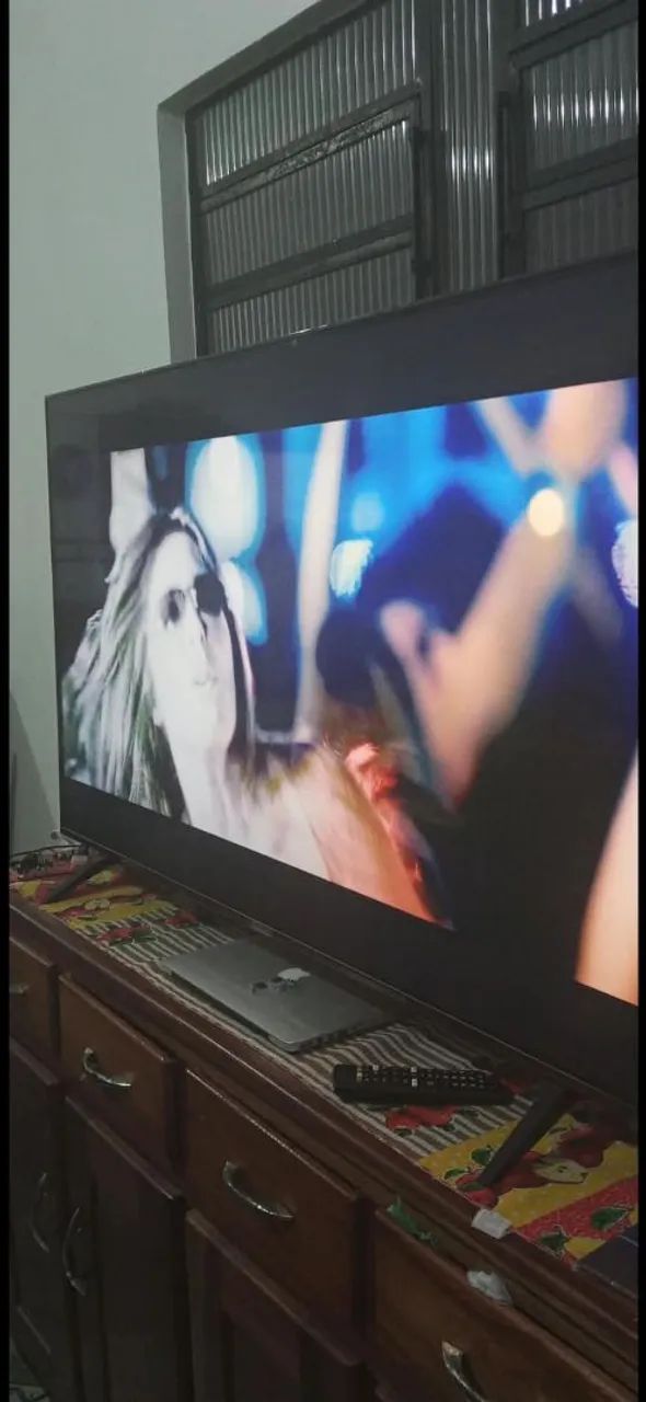 Vendo essa tv da marca LG de 55 polegadas SMART  - Foto 3