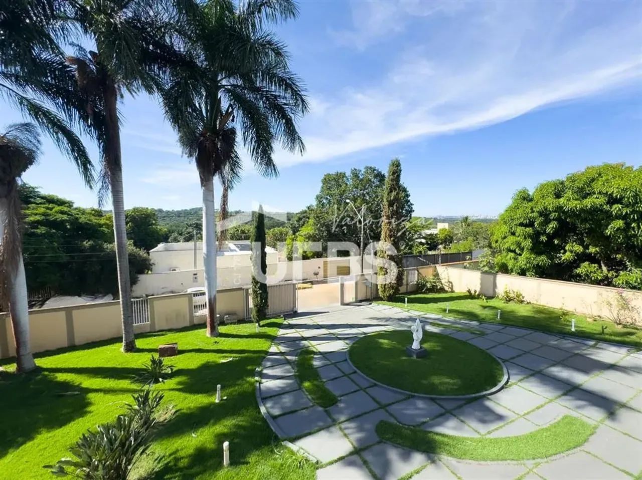 Lindo sobrado no Condominio Parque dos Cisneis - Foto 2