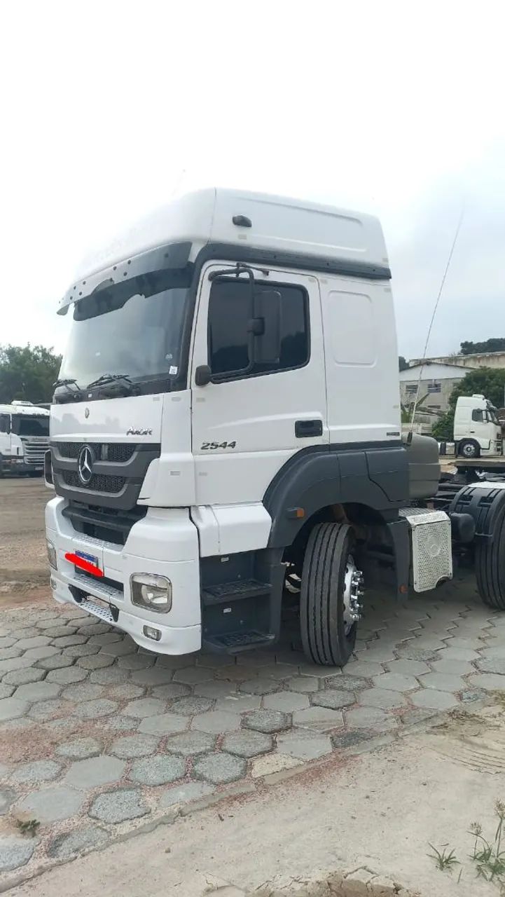 MB Axor - Foto 3