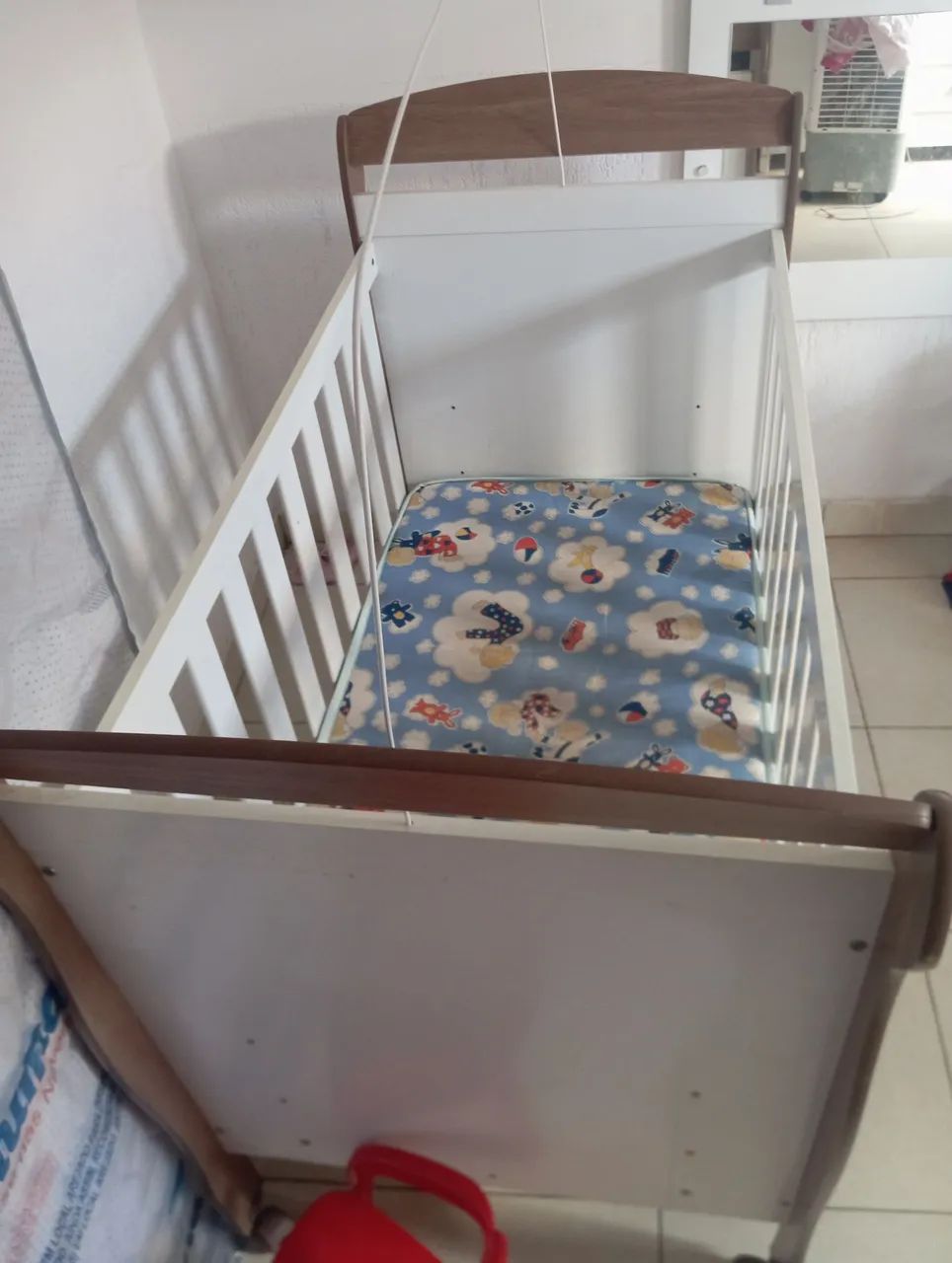 Berço infantil com colchão bem conservado * - Foto 3