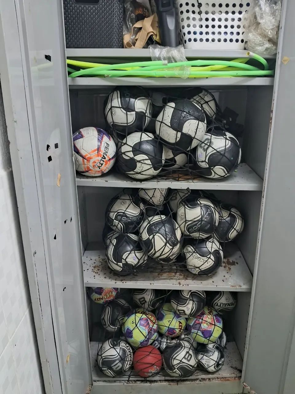 Armário Metálico Grande