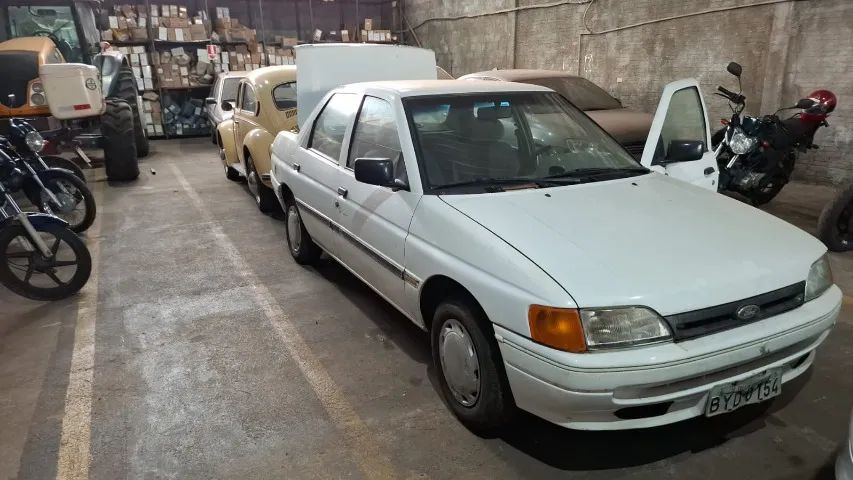 Ford Verona Verona GL 1.8i / LX 1.8i 4p 1995