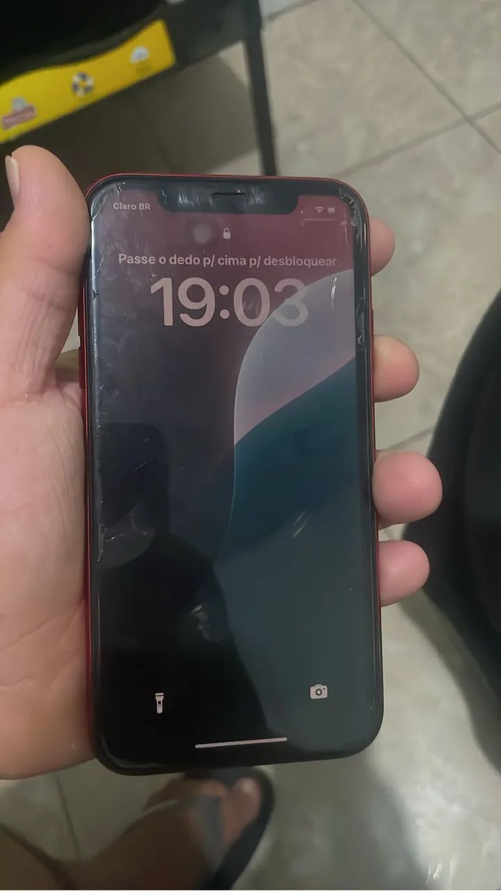 iPhone 11 red select 64gb - Foto 3