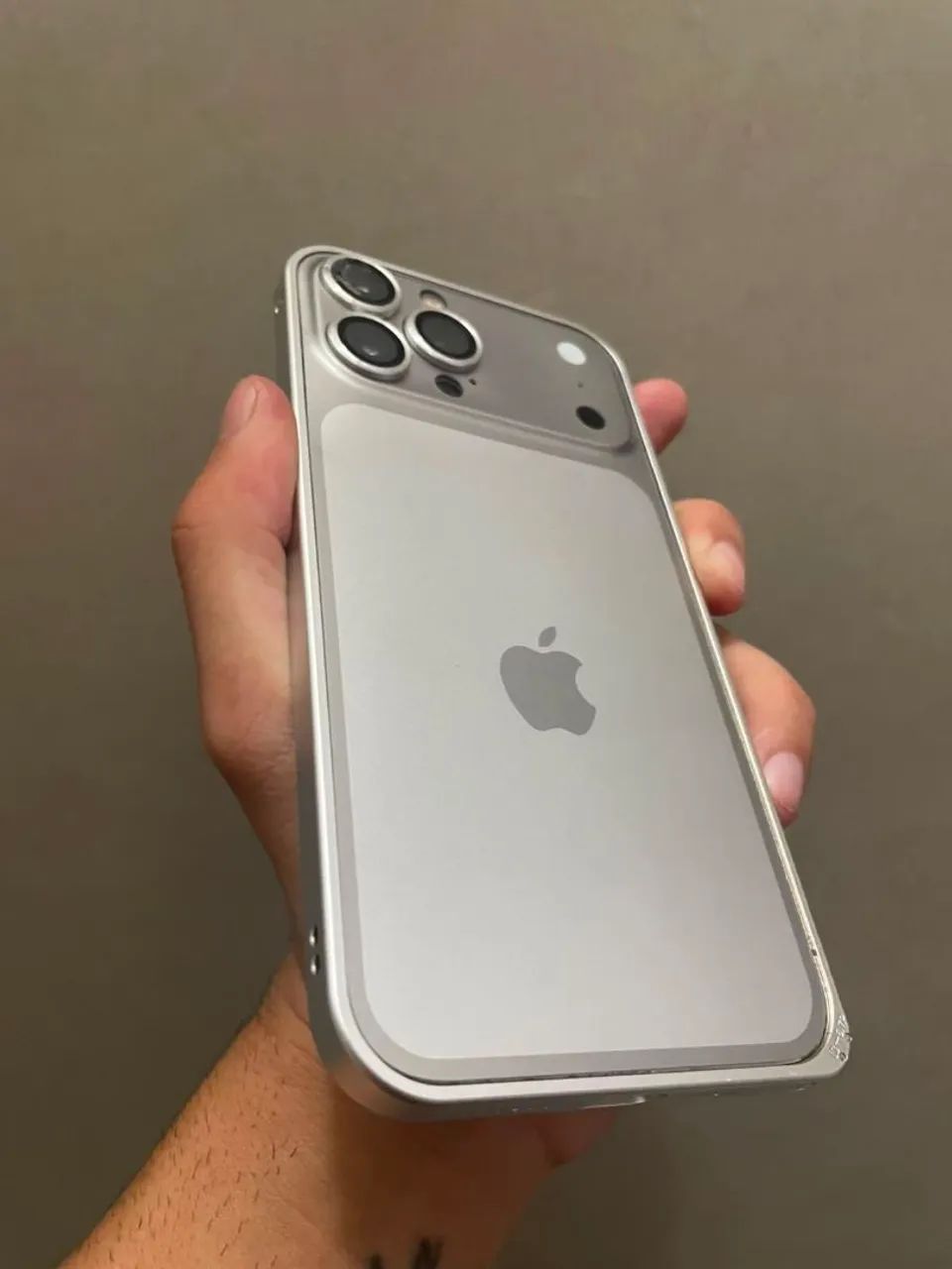 13 pro Max 128gb - Transformado em 17 pro Max  - Foto 2
