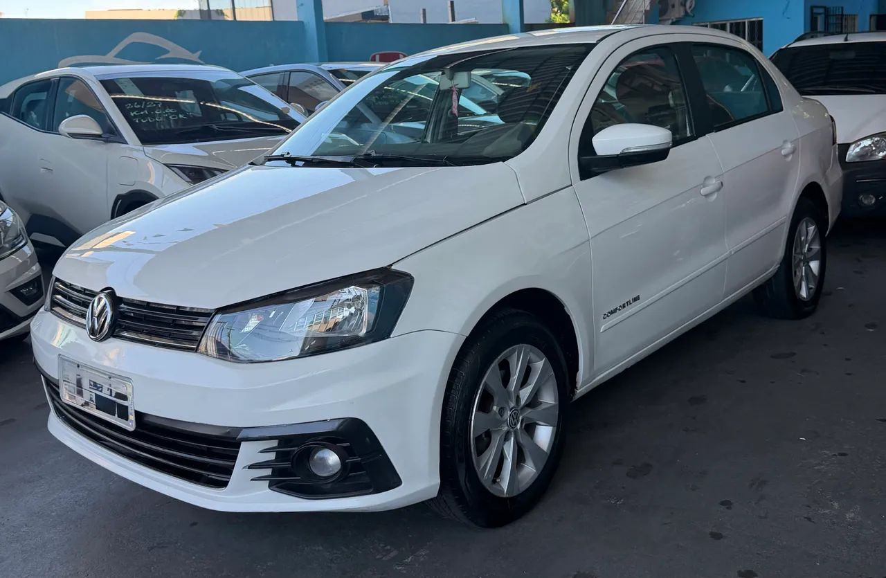 Volkswagen Voyage 2018