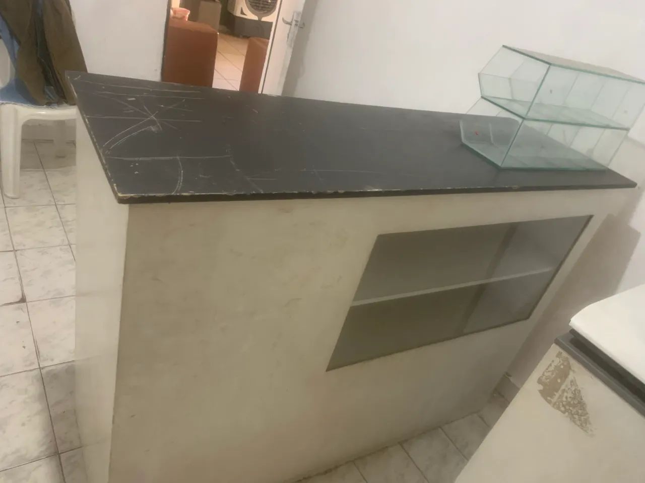 Balcão em ótimo estado 