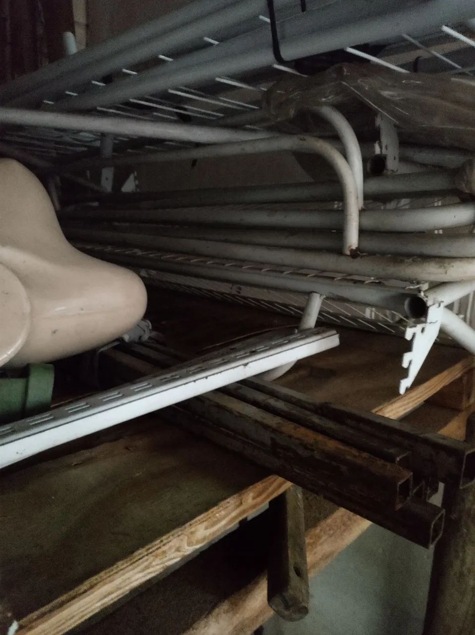 Vendo manequins e instalações para loja desapego  - Foto 5