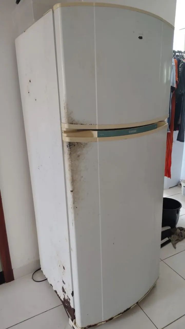 Geladeira Duplex Consul com defeito 