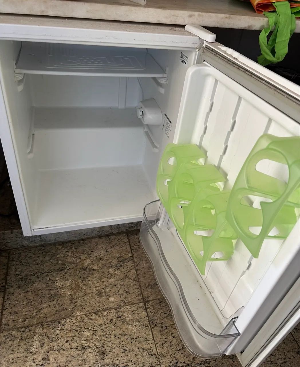 Frigobar Compacto Branco - Funcionando Perfeitamente! ?