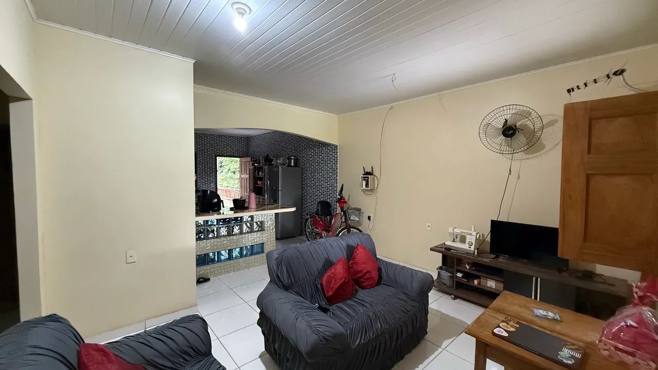 VENDO OU TROCO - CASA NO POLO BENFICA - Foto 3