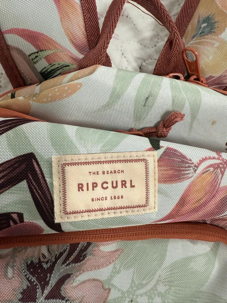 Vende-se mochila da  RIPCURL THE SEARCH nova  original - Foto 4