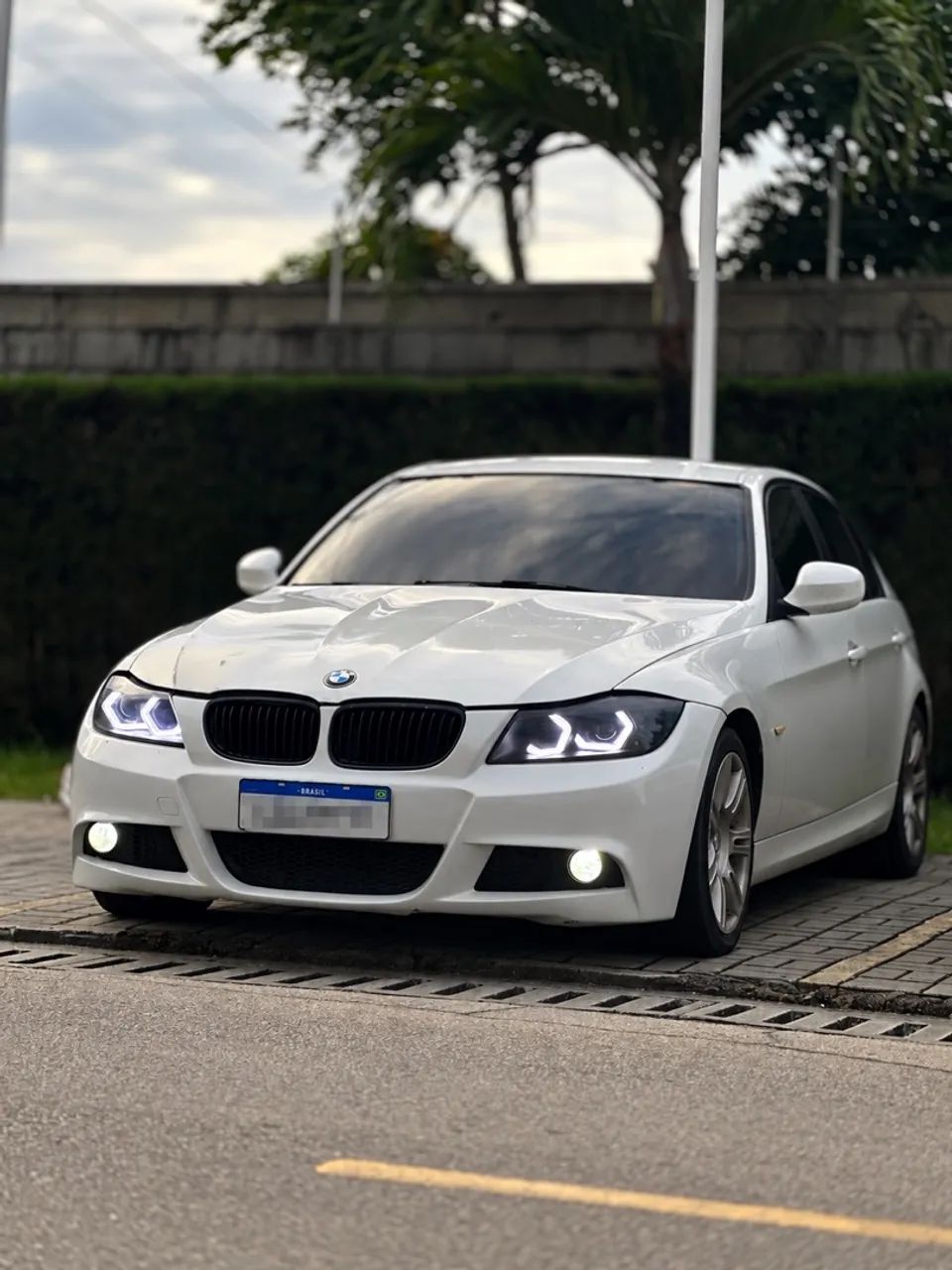 BMW 318I A 2.0 16V 136cv 5P 2012 2012
