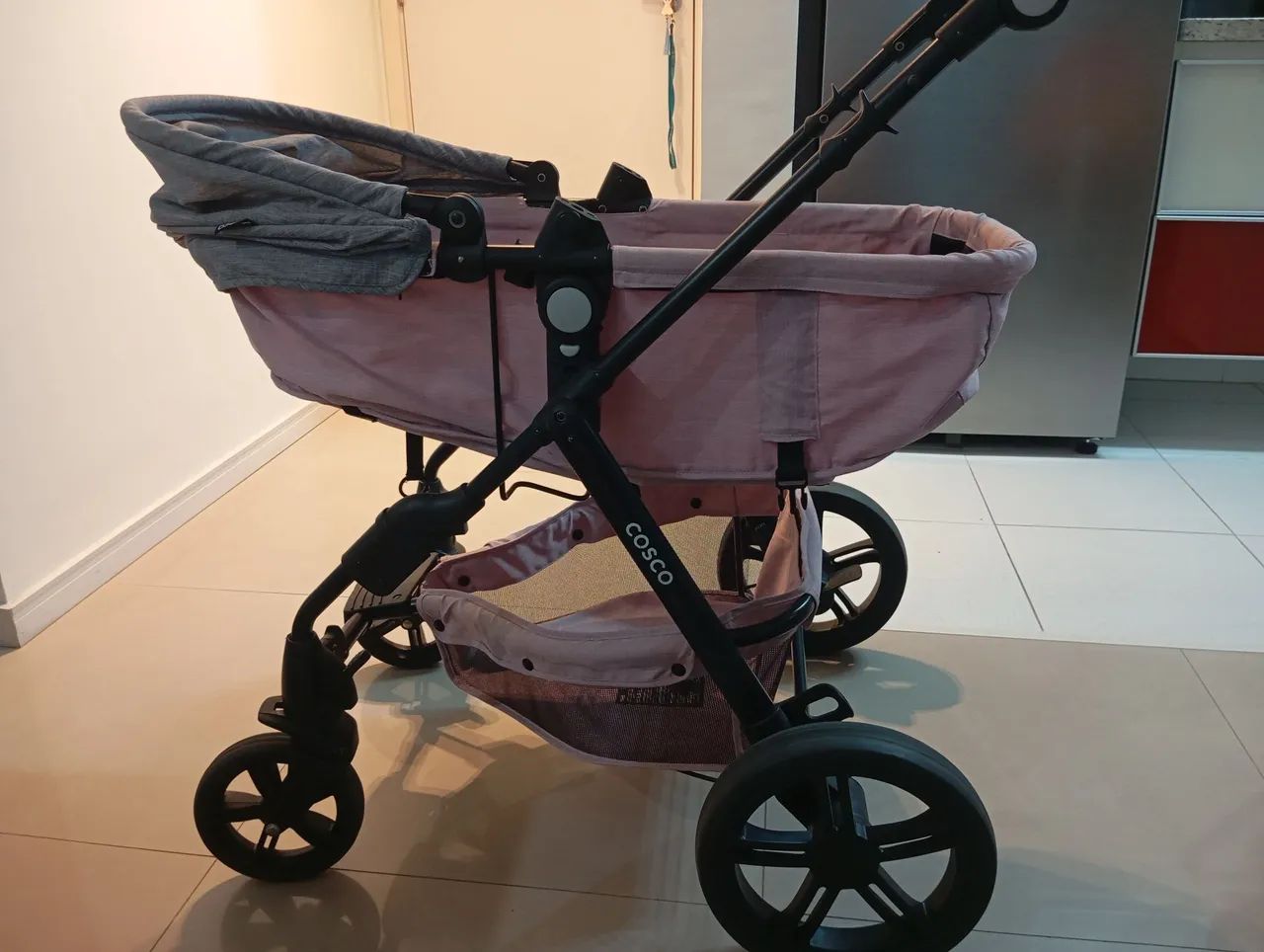 Carrinho de bebê Cosco - Foto 2