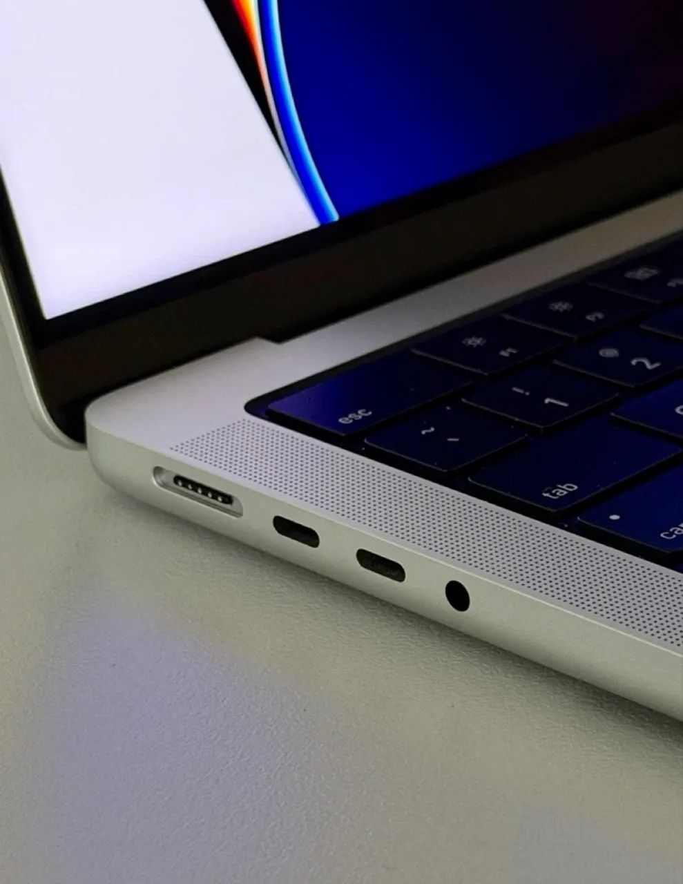MacBook Pro 14“ M1 Max 64GB JIS MacBook Pro (14 polegadas, 2021) - Especificações técnicas