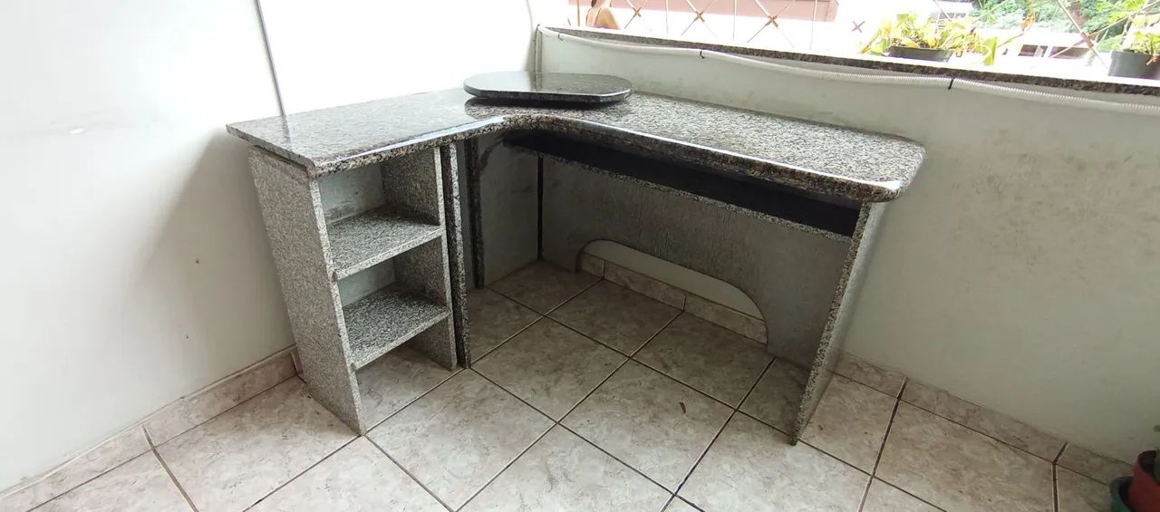 Vendo mesa de granito 