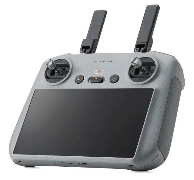 DJI Mini 4 Pro Fly More Combo Plus RC2 - 3 Baterias - Completo - Foto 4