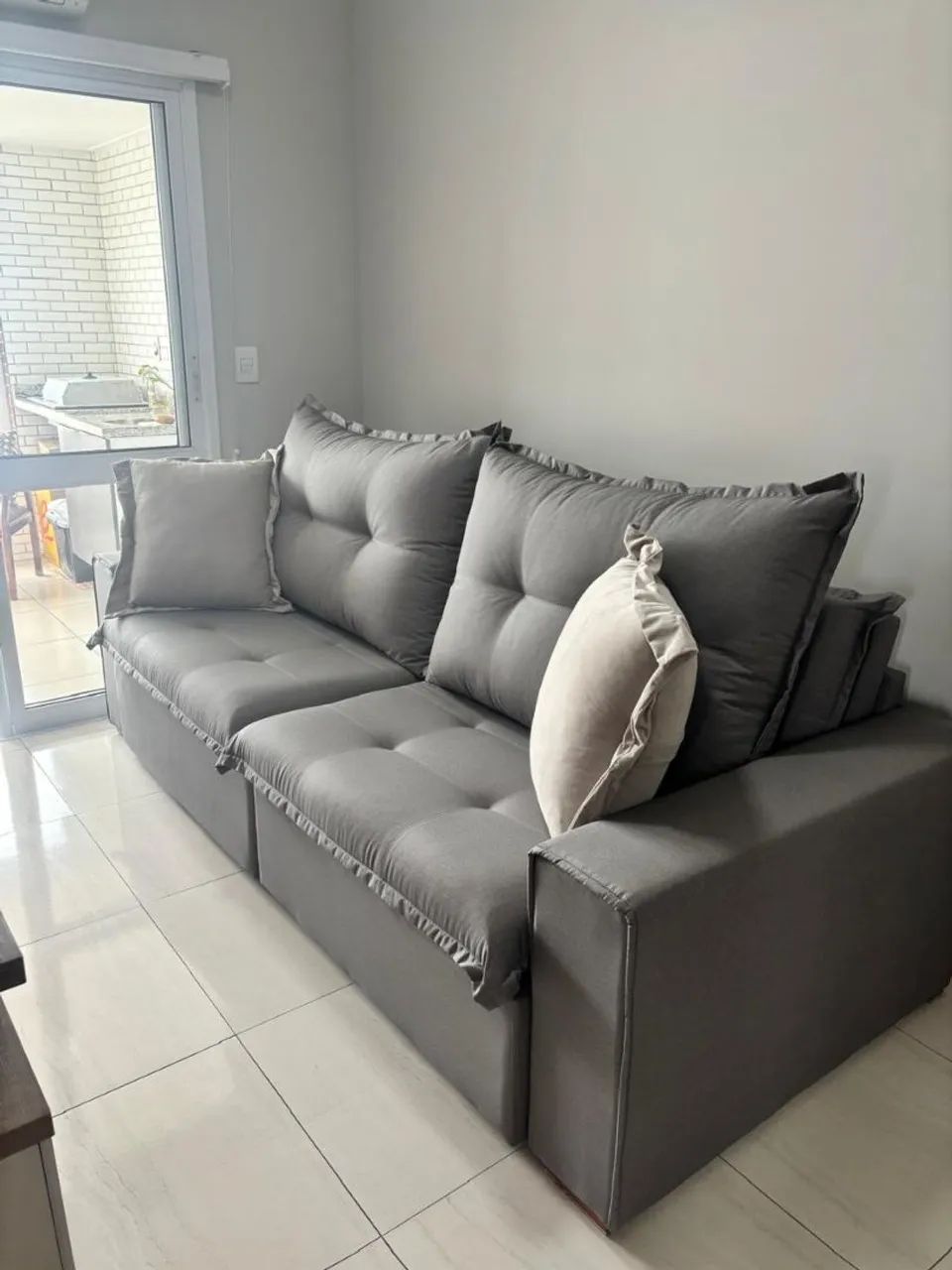 Sofa retratil com pouquíssimo uso