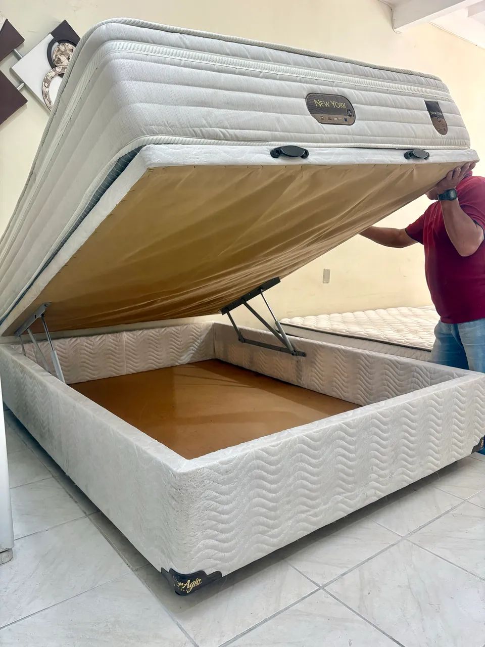 Cama box de casal baú , cama de casal