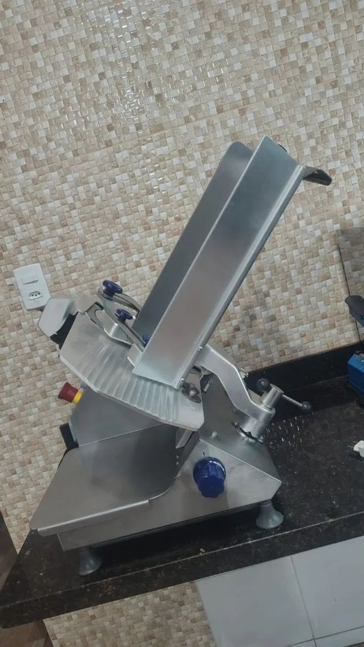 Vendo fatiadeira 