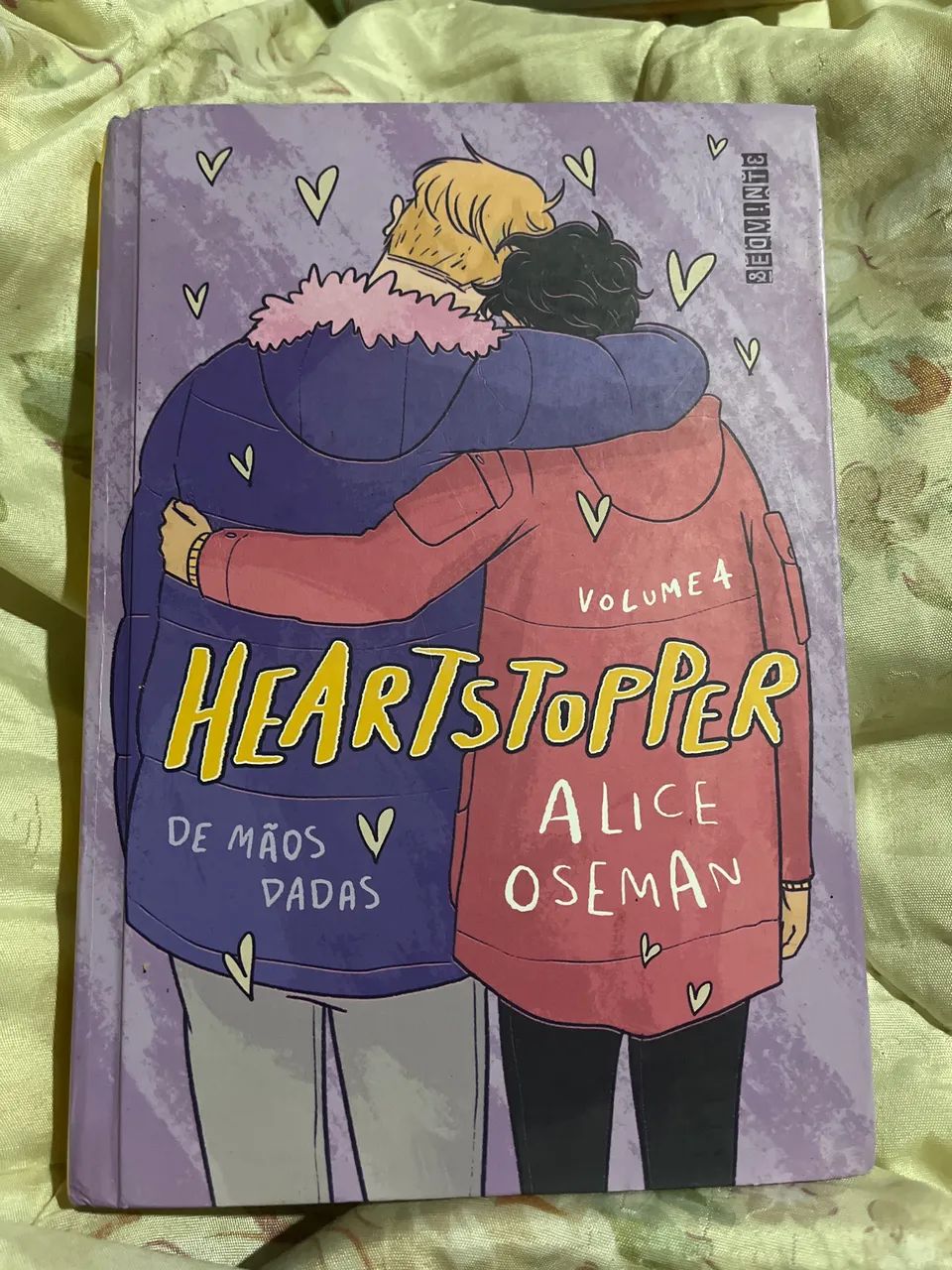Livro Heartstopper Vol.4 