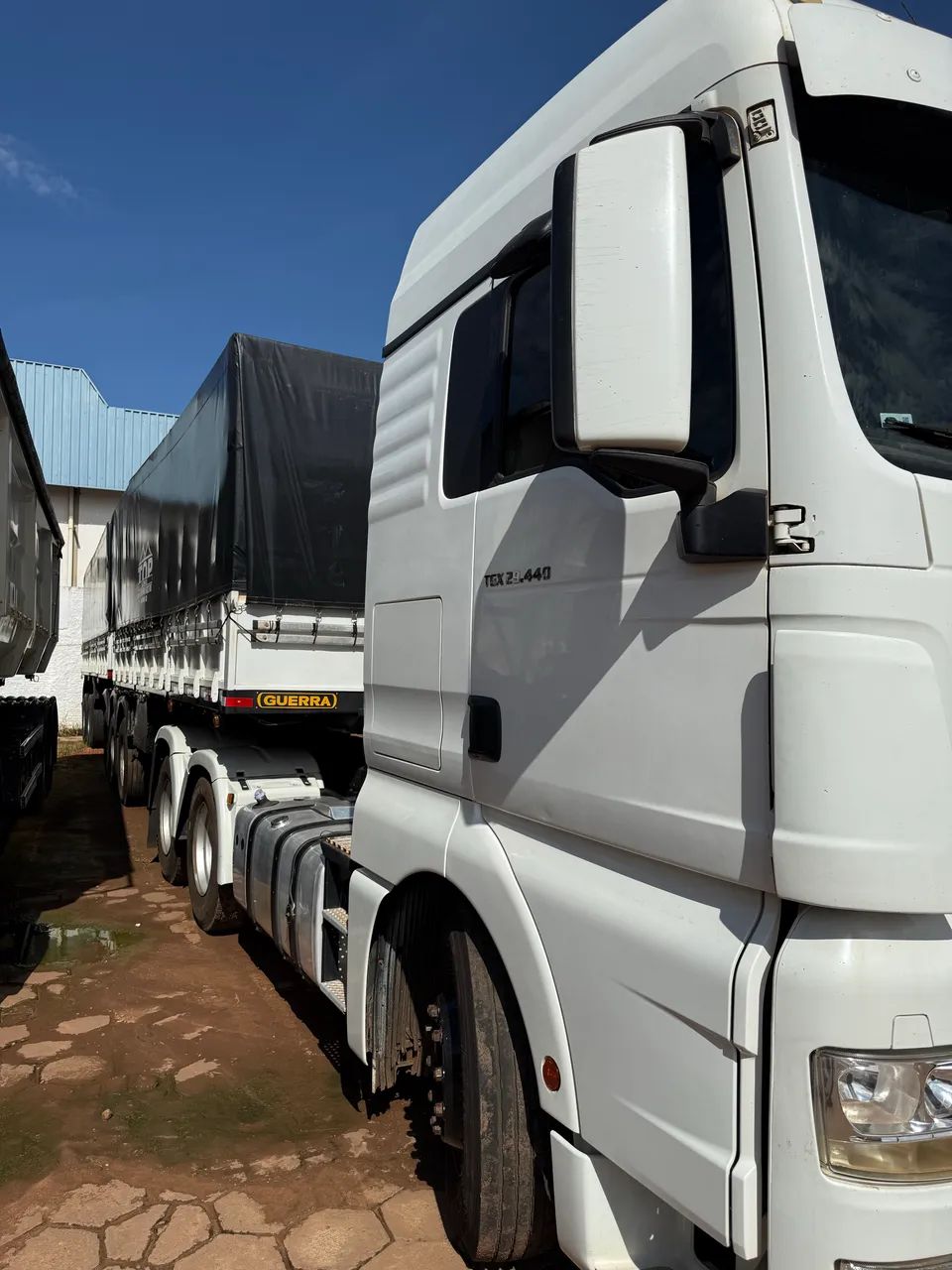 Vendo caminhão man e carreta 3 3 curta - Foto 5