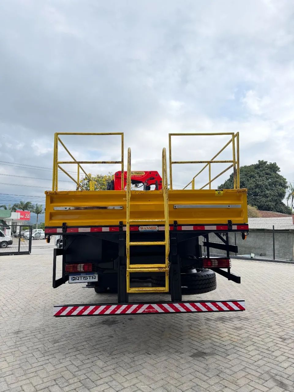 Axor 3131 6x4 2p (diesel)(E5) - Foto 5