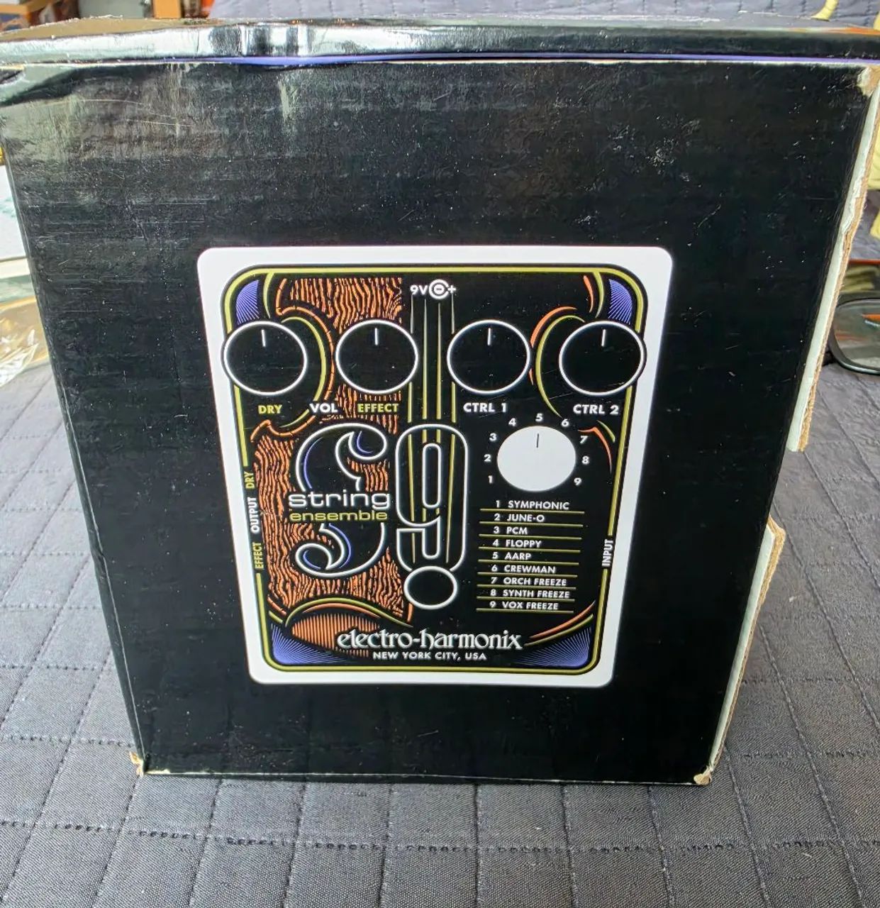 Electro-Harmonix S9 String Ensemble 本体 Pedal de guitarra S9 electro-harmonix String Ensemble.Open box. 9