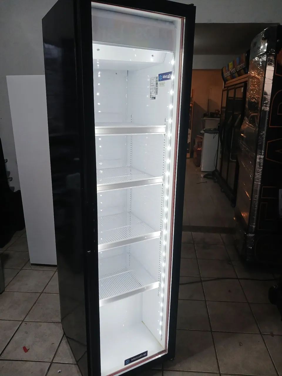 Expositor para bebidas. Estado de zero.  - Foto 4