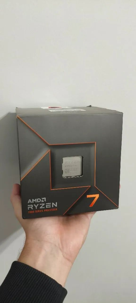 AMD Ryzen 7 7700