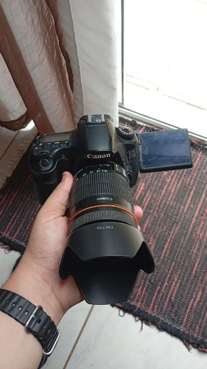 Câmera Canon DSLR Eos 60d