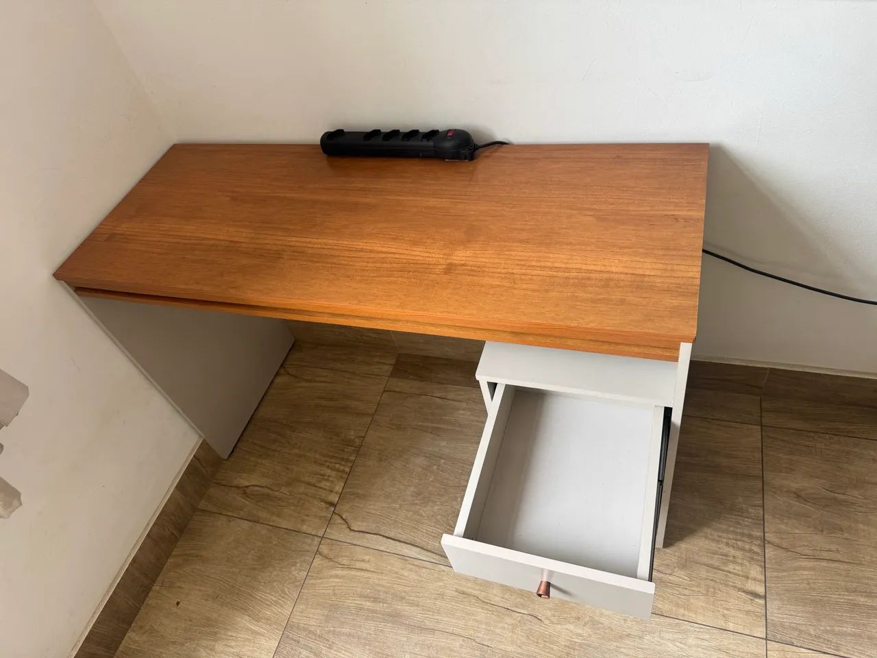Mesa de Computador - Elegante  - Foto 5