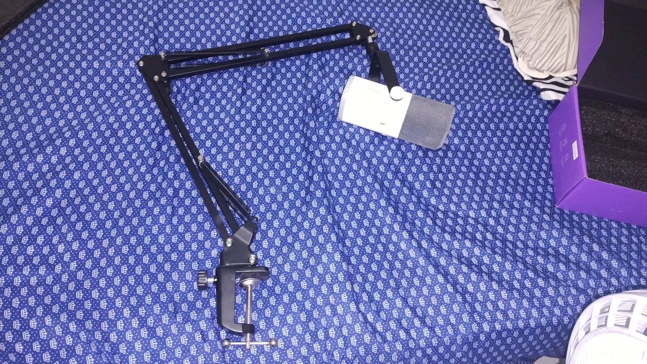 Microfone fifine am8t com braço articulado - Foto 3