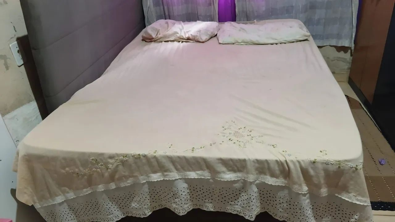 Cama box de casal com cabeceira 