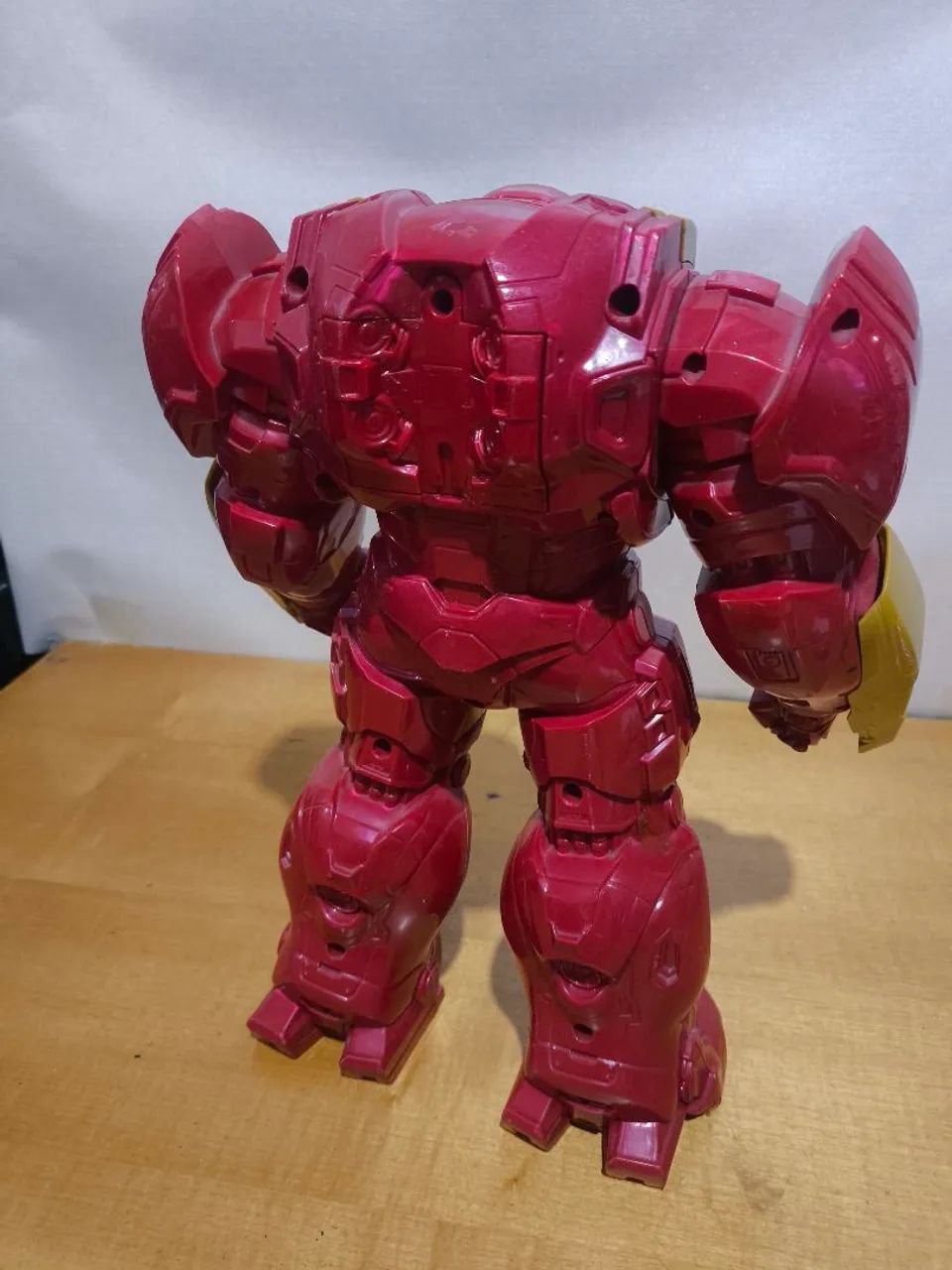 Boneco Hulkbuster Eletrônico Marvel Hasbro 35cm - Original Titan Hero Tech - Foto 2