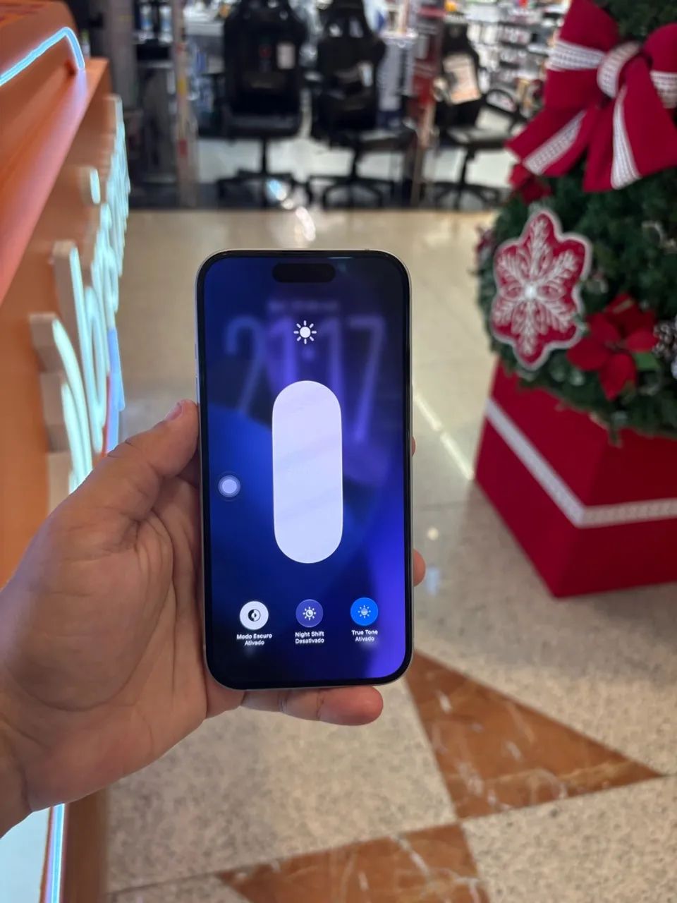 iPhone 15 Branco - 128 GB | Todo Original | Com Caixa - Foto 2