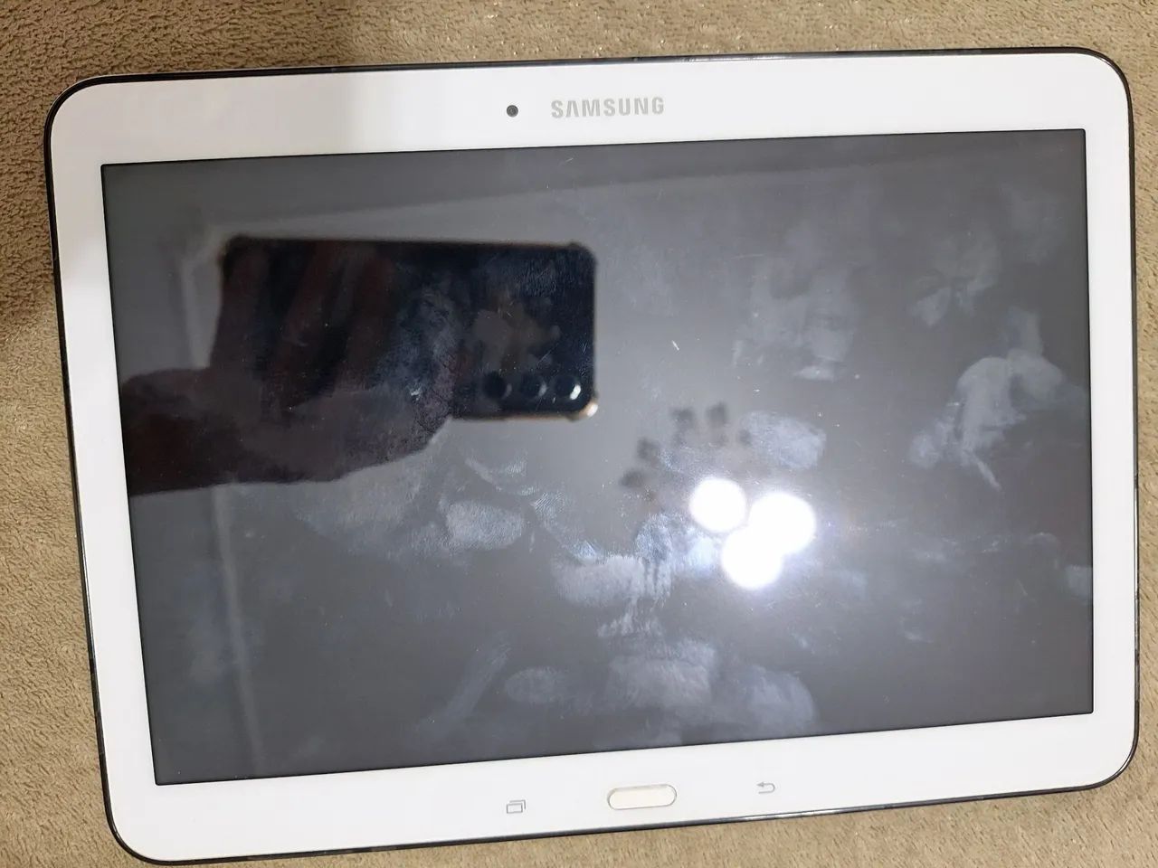 Tablet Samsung 10 polegadas modelo SM T530 com defeito - Foto 3