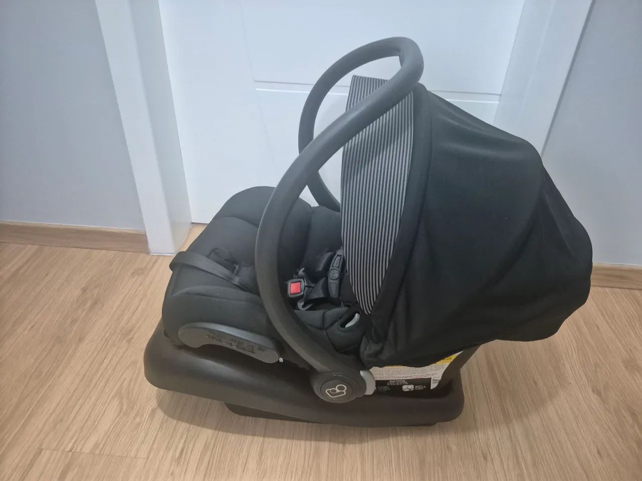 Bebê conforto maxi cosi novinho com isofix  - Foto 4