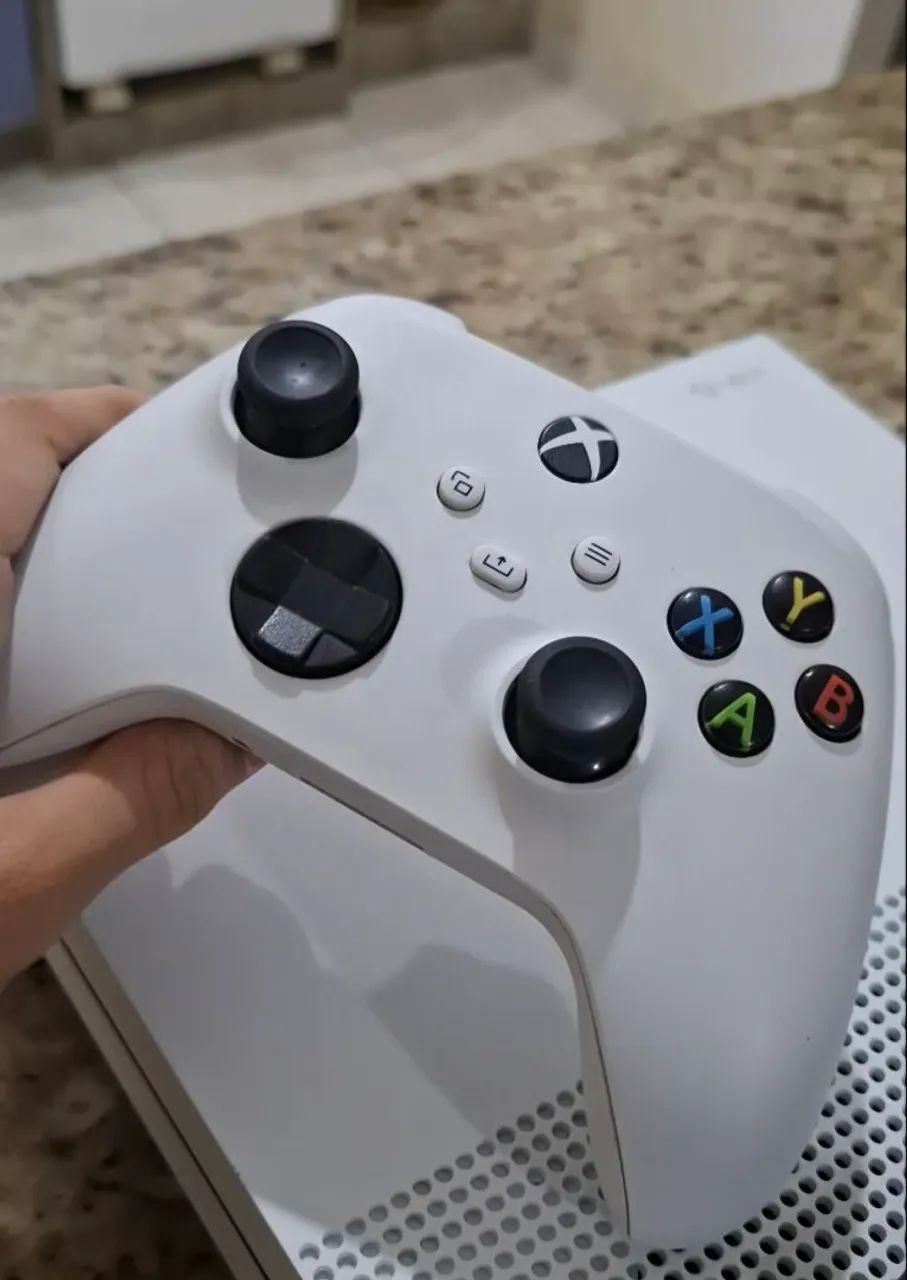 VENDE-SE OU TROCA XBOX ONE S - Foto 2