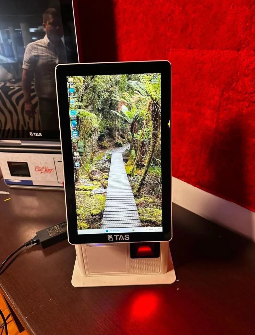 Mini Totem TAS 15,8? Touch Screen - Alto Desempenho para Autoatendimento - Foto 6